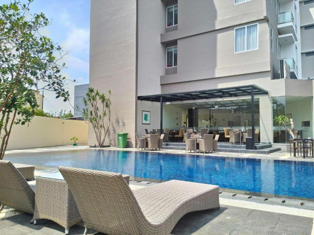 Horison Hotel Sukabumi Kültér fotó