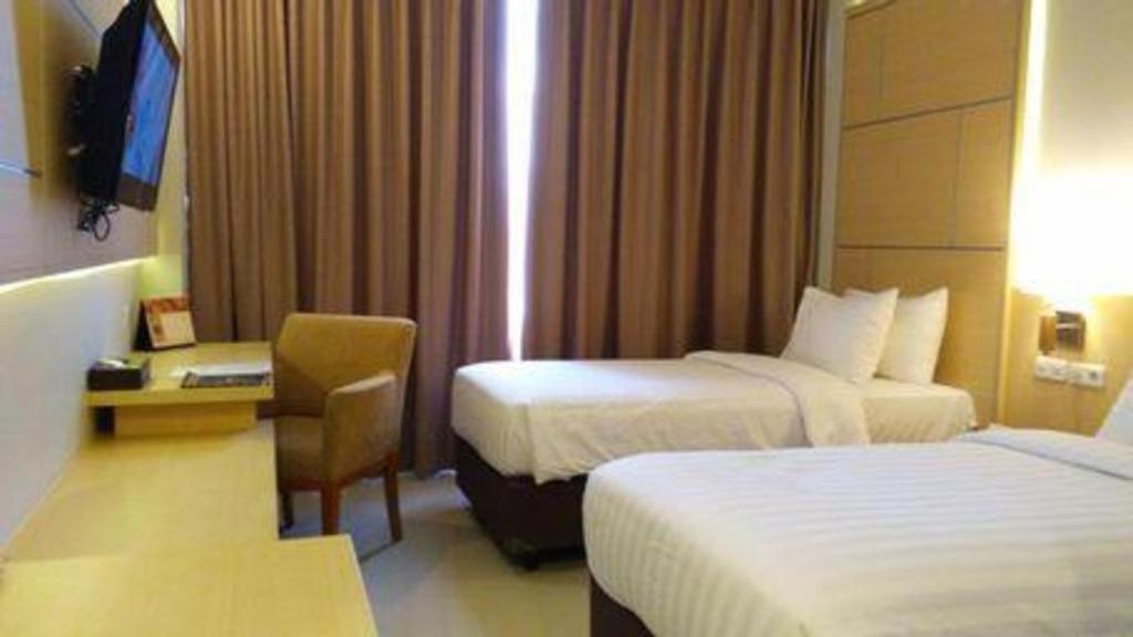 Horison Hotel Sukabumi Kültér fotó