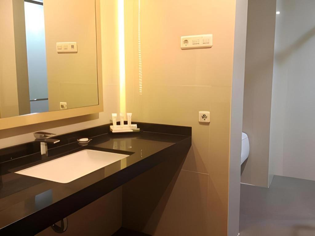 Horison Hotel Sukabumi Kültér fotó