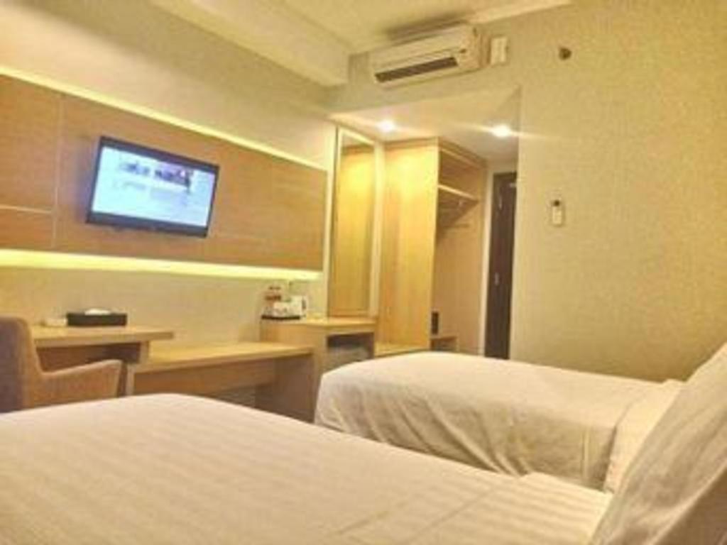 Horison Hotel Sukabumi Kültér fotó
