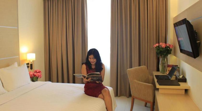 Horison Hotel Sukabumi Kültér fotó