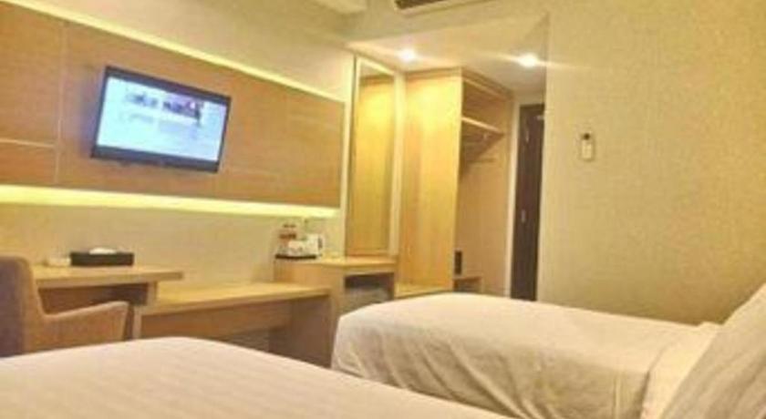 Horison Hotel Sukabumi Kültér fotó