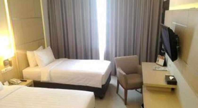Horison Hotel Sukabumi Kültér fotó