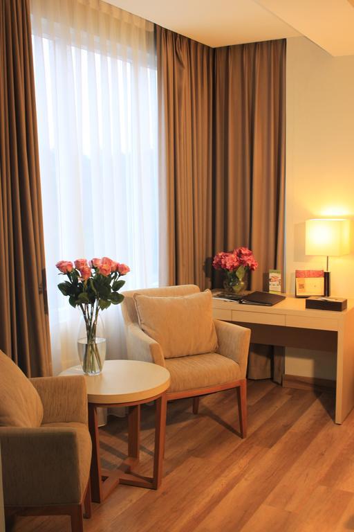 Horison Hotel Sukabumi Kültér fotó